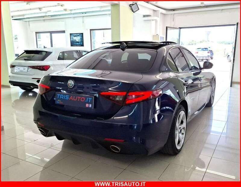 Usata Alfa Romeo Giulia Veloce 212 CV (155 kW) 2017 Blu Berlina