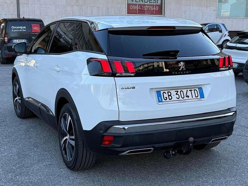 Usata Peugeot 3008 Business-Line 131 CV (96 kW) 2020 Bianco SUV