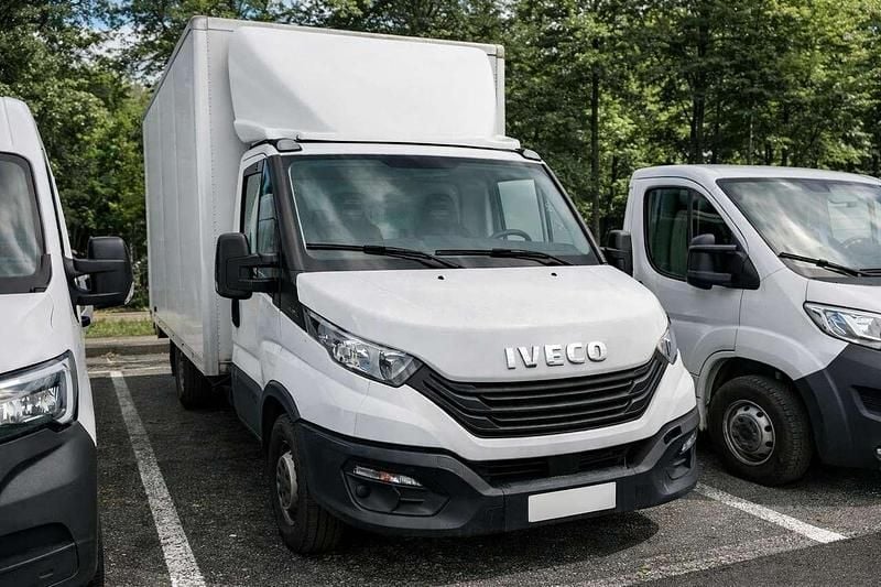 Bianco Usata 2022 Iveco Daily Furgone | 23.200 € (Super prezzo) - Immagine 1/3