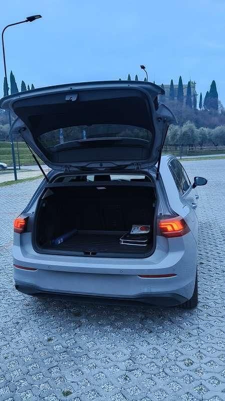 Usata VW Golf VIII Life 116 CV (85 kW) 2024 Berlina