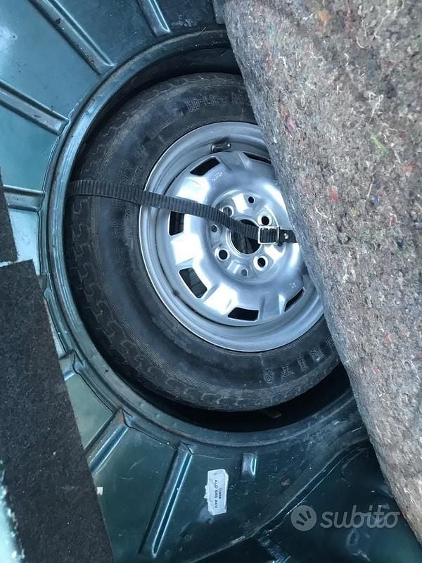 Usata VW Golf I 50 CV (36 kW) 1981 Utilitaria