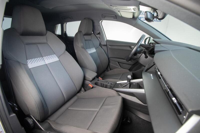 Usato 2021 Audi A3 Sportback 1.5 Benzin 150 CV (22.900 €)