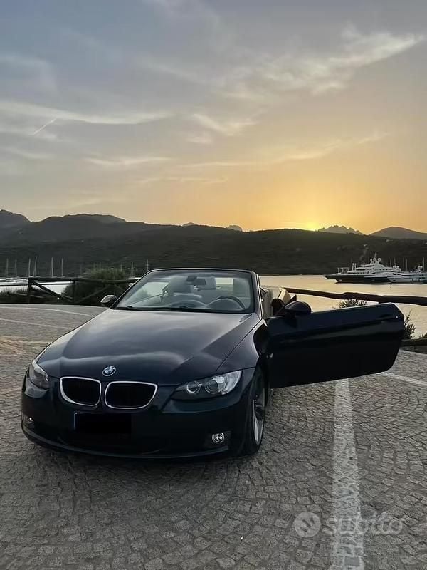 Usata BMW 320 Cabriolet 170 CV (125 kW) 2007 Blu Cabrio
