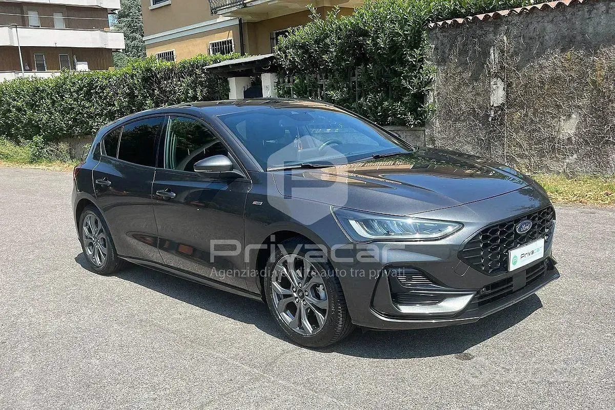 Usata Ford Focus Active 125 CV (91 kW) 2023 Grigio Utilitaria