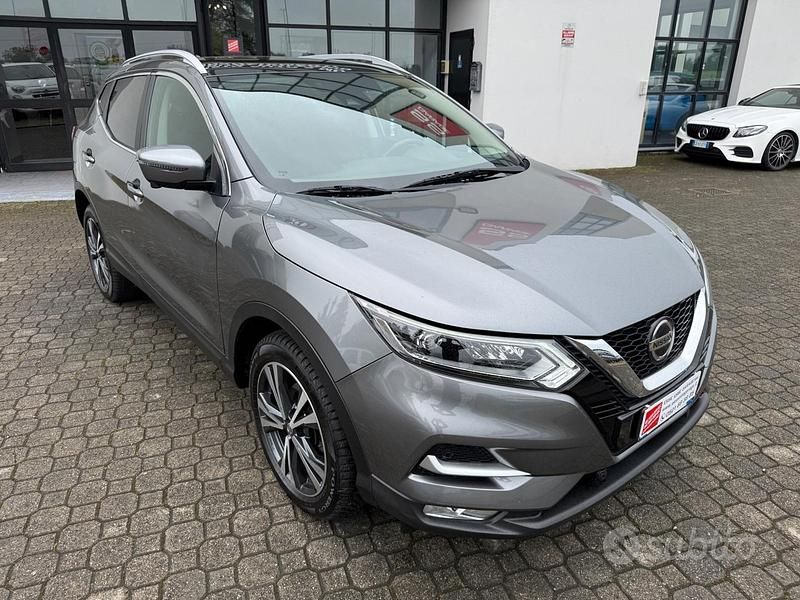 Gebraucht Nissan Qashqai Tekna+ 131 PS (96 kW) 2018 Grau SUV
