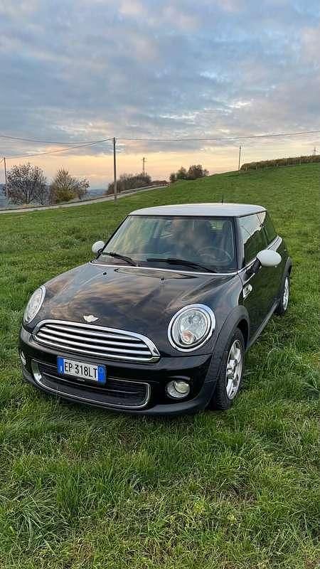 Usata Mini ONE 75 CV (55 kW) 2013 Nero Utilitaria