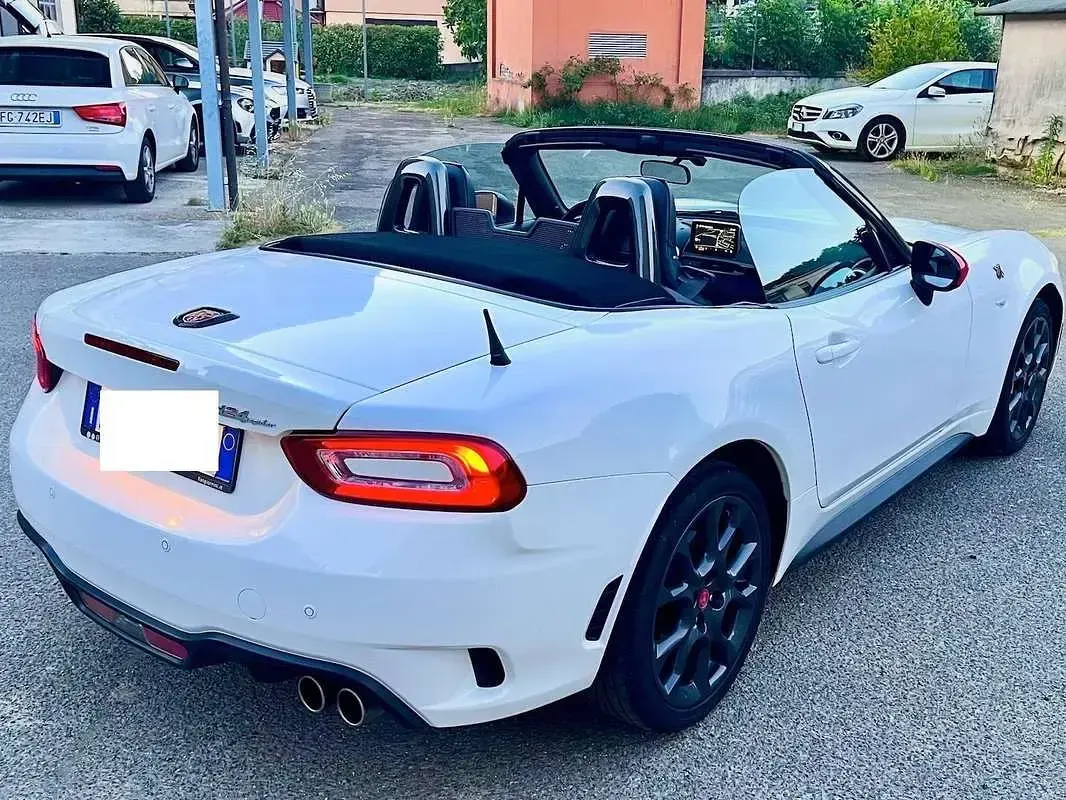 Usata Abarth 124 Spider 170 CV (125 kW) 2017 Bianco Cabrio