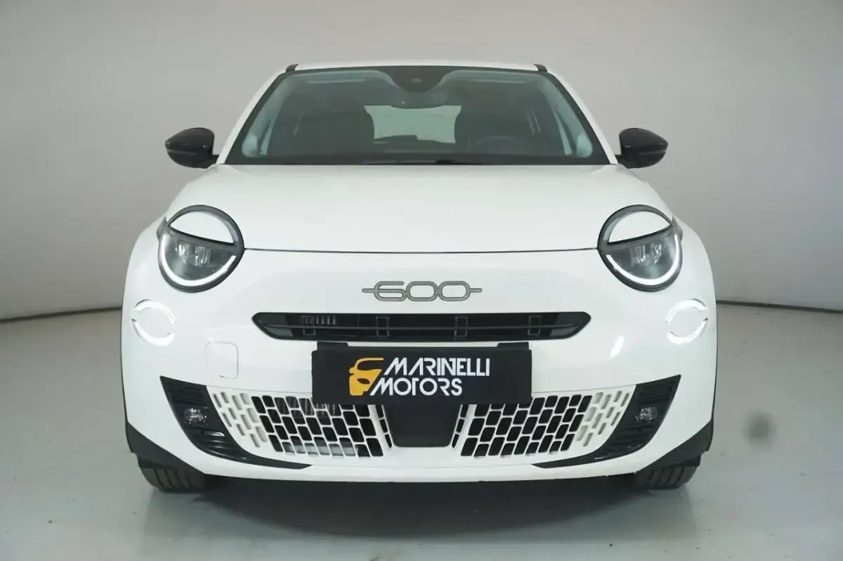 Usata Fiat 600 101 CV (74 kW) 2025 Blu/azzurro SUV