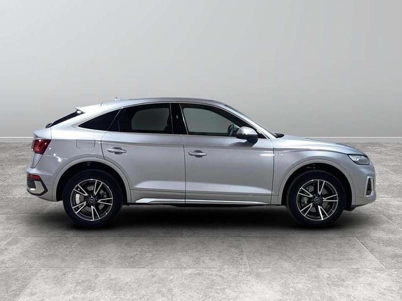 Usata Audi Q5 Sportback S-line plus 204 CV (150 kW) 2024 Argento fioretto metallizzato SUV