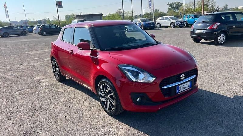 Usata Suzuki Swift 83 CV (61 kW) 2021 Rosso Utilitaria