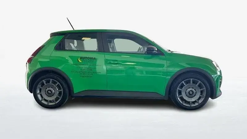 Nuova Renault 5 E-Tech Evolution 89 kW (122 CV) 2025 Verde Berlina