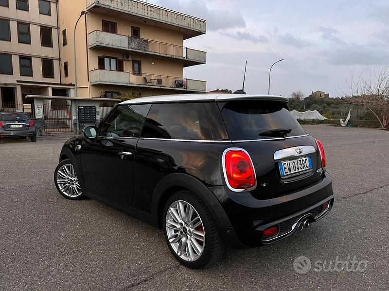 Begagnad Mini Cooper SD 170 HK (125 kW) 2014 Halvkombi