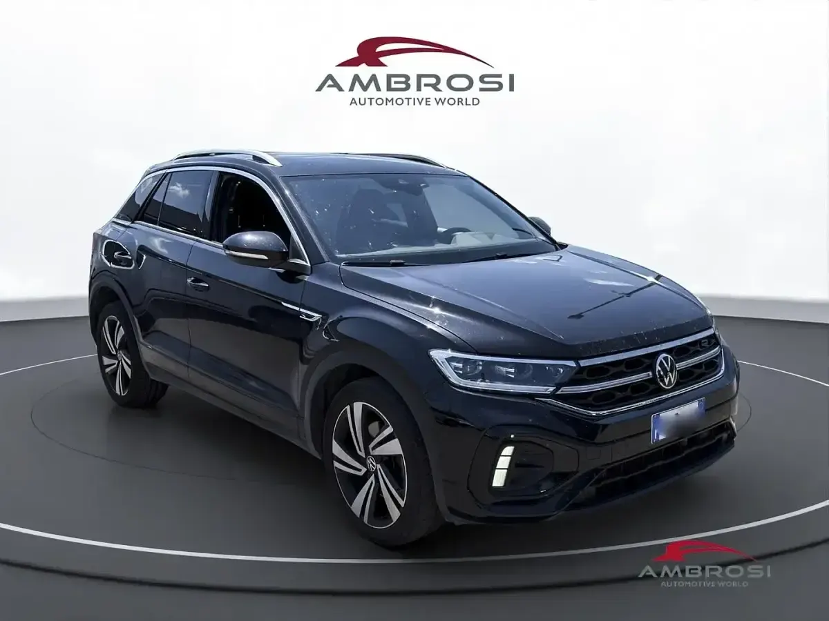Usata VW T-Roc R-line 150 CV (110 kW) 2022 Nero SUV