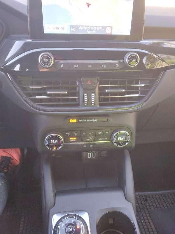 Usata Ford Kuga ST-Line 120 CV (88 kW) 2022 Rosso SUV