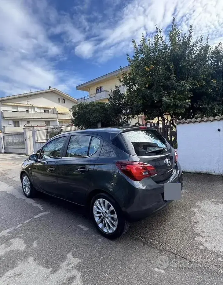 Usata Opel Corsa 95 CV (69 kW) 2017 Nero Utilitaria