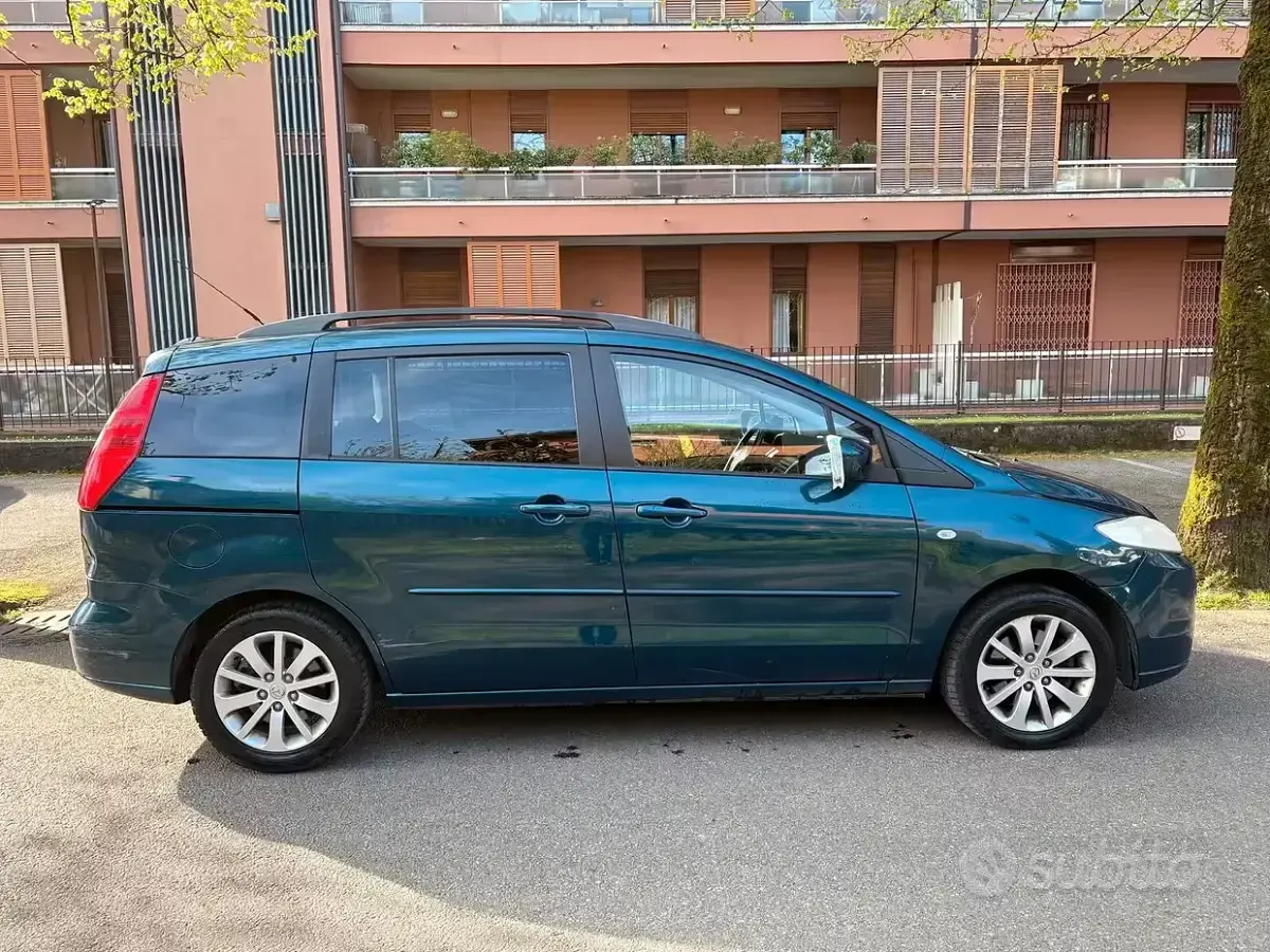 Usata Mazda 5 116 CV (85 kW) 2005 Blu Monovolume