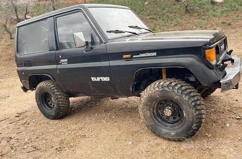 Usata Toyota Land Cruiser 1989 Nero SUV
