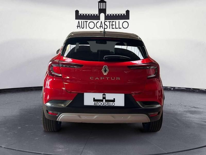 Usata Renault Captur Intens 91 CV (66 kW) 2022 Rosso passion tetto nero SUV
