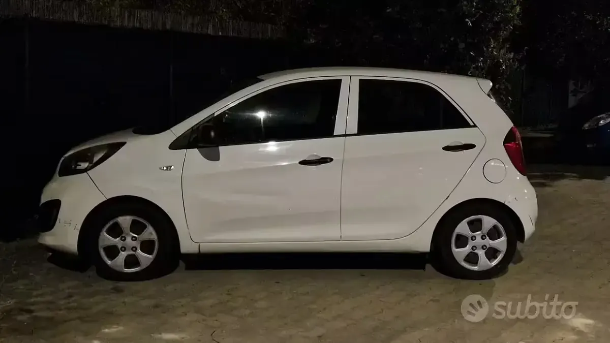 Usata Kia Picanto 69 CV (50 kW) 2012 Utilitaria