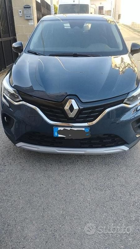 Blu Usata 2024 Renault Captur SUV | 19.500 € (Buon prezzo) - Immagine 1/4