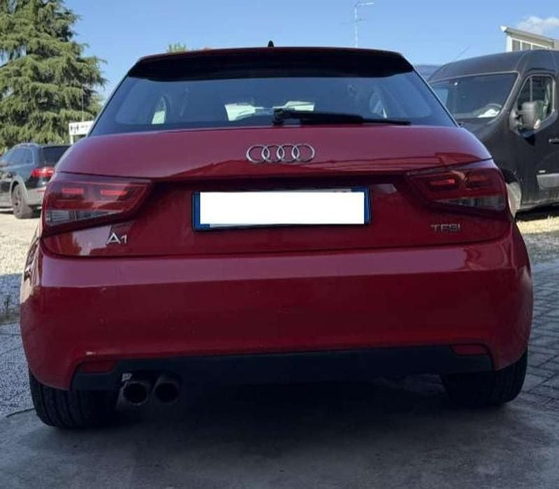 Usata Audi A1 Ambition 122 CV (89 kW) 2010 Rosso Utilitaria