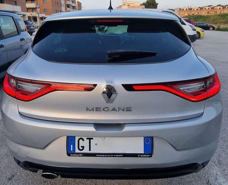Usata Renault Mégane IV Intens 110 CV (80 kW) 2018 Berlina