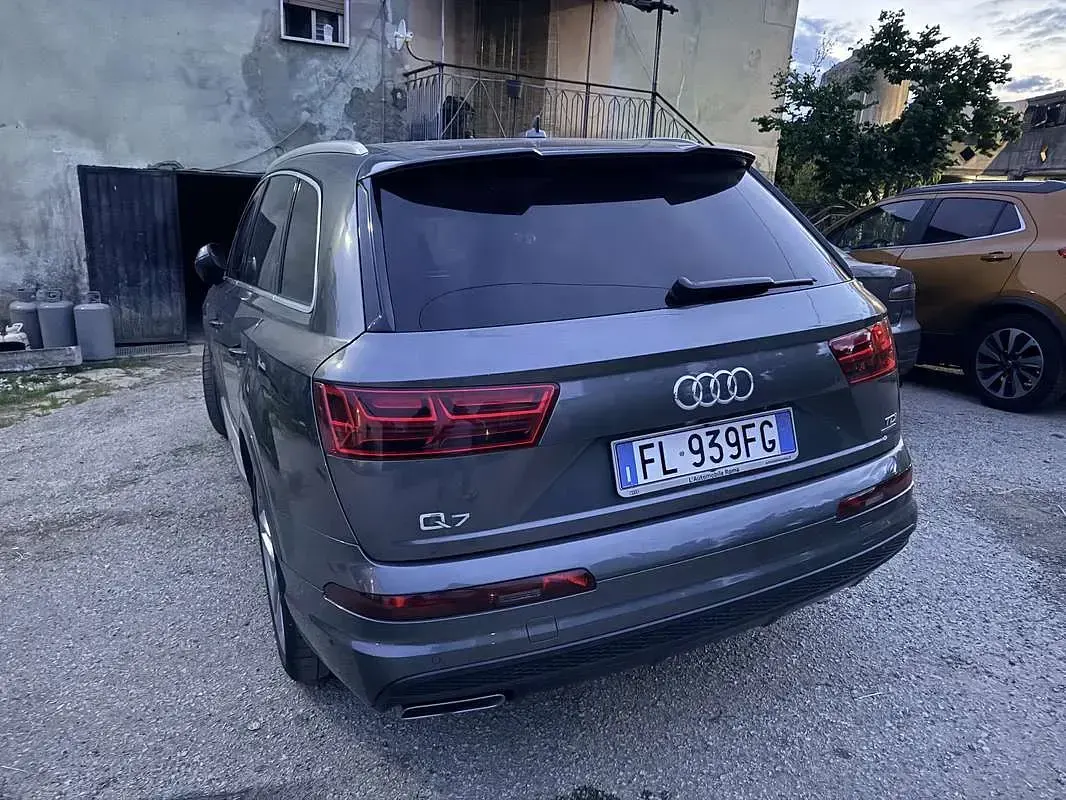 Usata Audi Q7 Sport 272 CV (200 kW) 2018 SUV