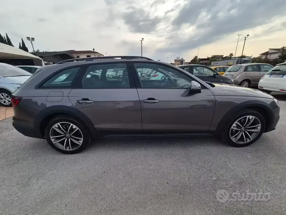 Usata Audi A4 Business 190 CV (139 kW) 2020 Grigio Station wagon