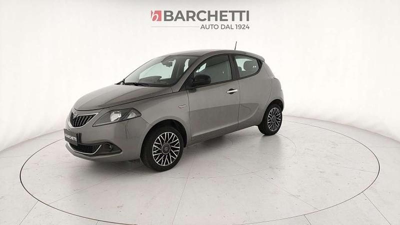 Grigio Usata 2024 Lancia Ypsilon S Due volumi | 13.900 € (Buon prezzo) - Immagine 1/4