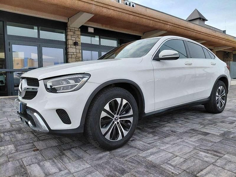 Bianco Usata 2020 Mercedes GLC220 Coupé | 37.800 € (Ottimo prezzo) - Immagine 1/4