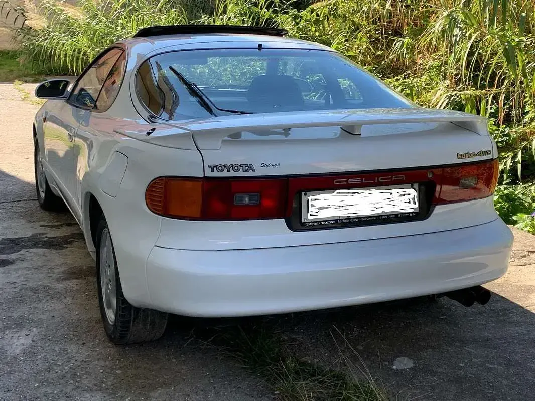 Begagnad Toyota Celica 204 HK (150 kW) 1991 Vit Sportkupé