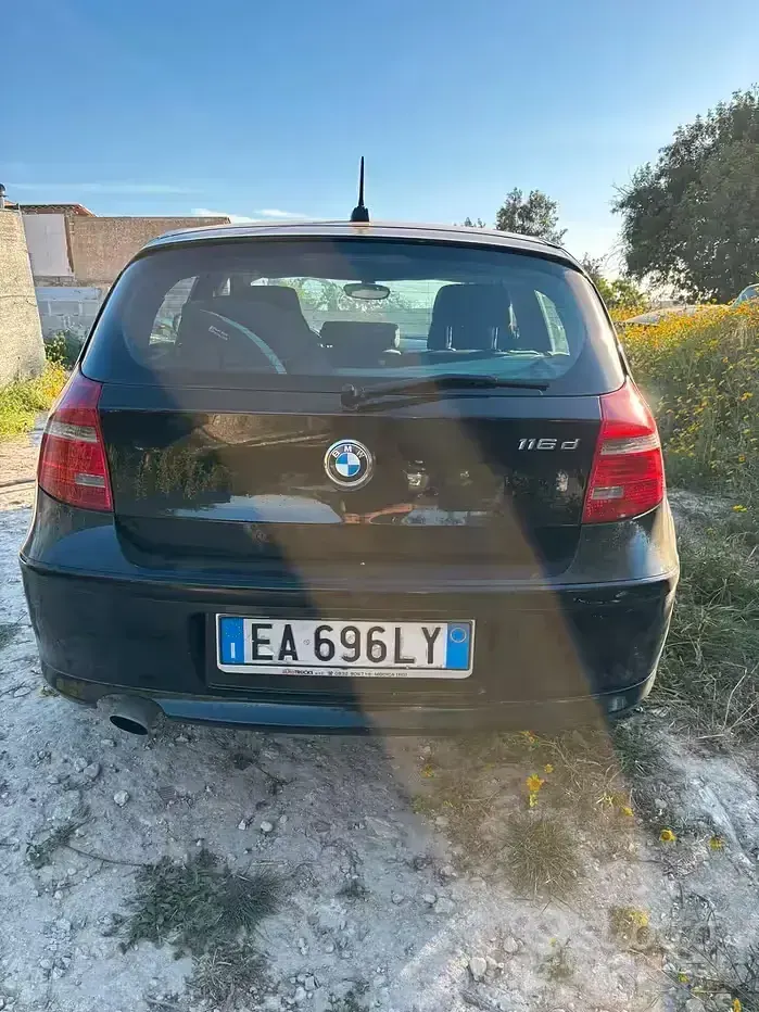 Usata BMW 116 116 CV (85 kW) 2009 Nero Utilitaria