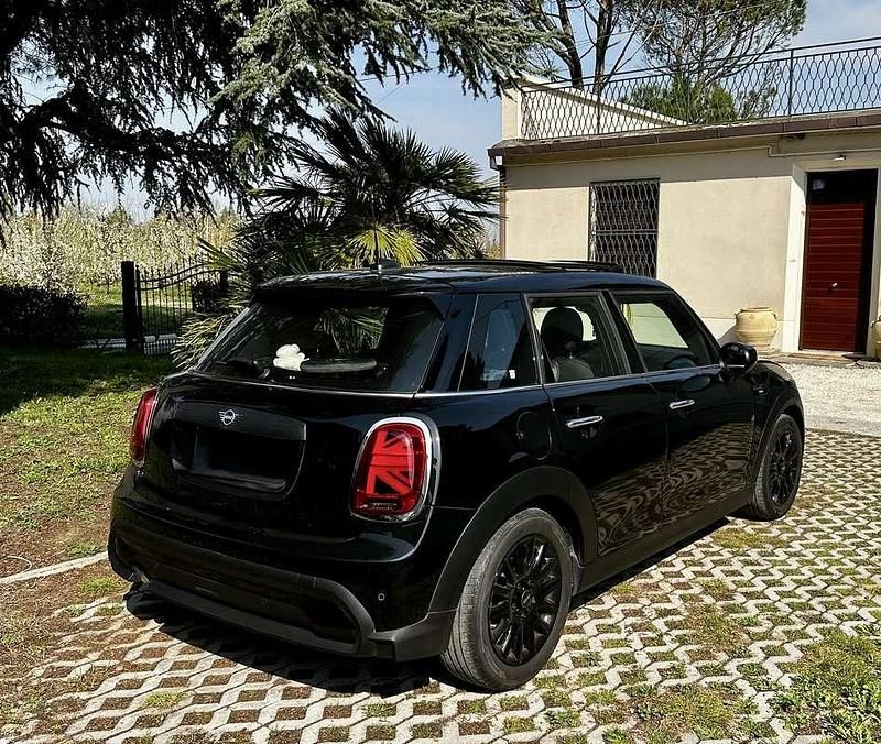 Usata Mini ONE 102 CV (75 kW) 2021 Utilitaria