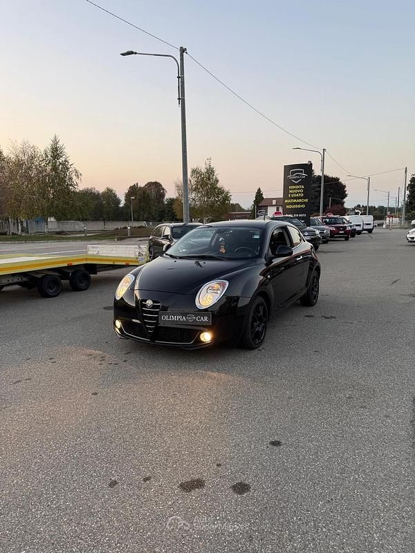 Usata Alfa Romeo MiTo 95 CV (69 kW) 2011 Nero Utilitaria