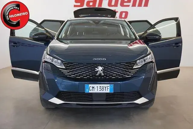 Usata Peugeot 3008 Allure 131 CV (96 kW) 2023 Blu SUV