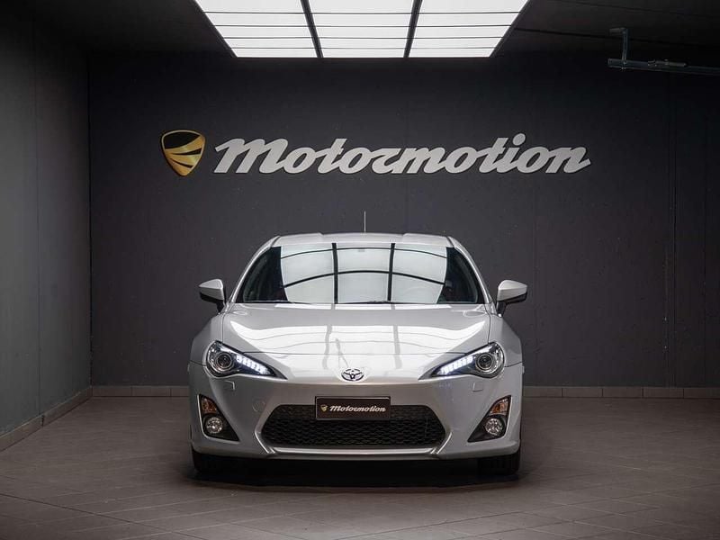 Usata Toyota GT86 GT 200 CV (147 kW) 2013 Argento Coupé