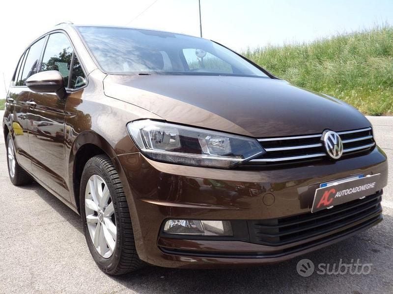 Usata VW Touran 150 CV (110 kW) 2018 Grigio Monovolume