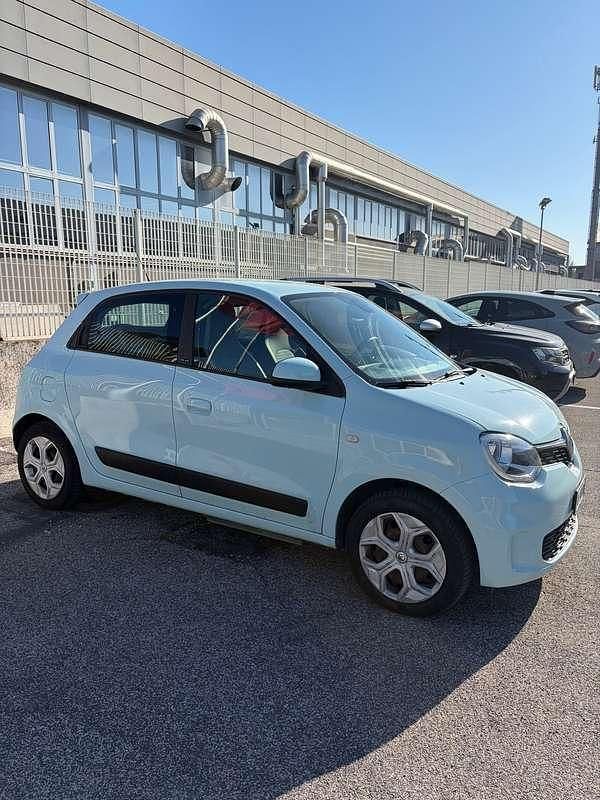 Usata Renault Twingo Intens 30 kW (42 CV) 2021 Utilitaria