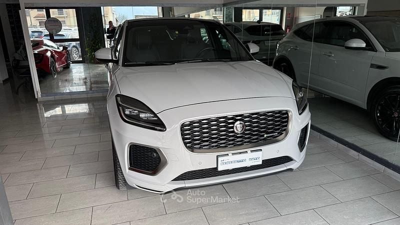 Begagnad Jaguar E-Pace R-Dynamic 163 HK (119 kW) 2022 Grå SUV