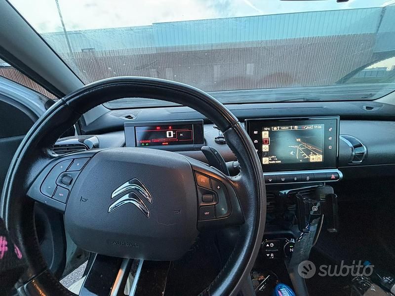 Usata Citroën C4 Shine 92 CV (67 kW) 2016 Bianco Berlina