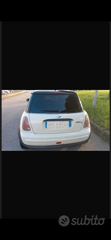 Usata Mini One D 88 CV (64 kW) 2006 Bianco Utilitaria