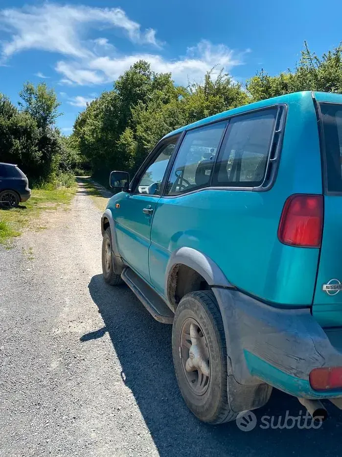 Usata Nissan Terrano 125 CV (91 kW) 1997 Verde SUV