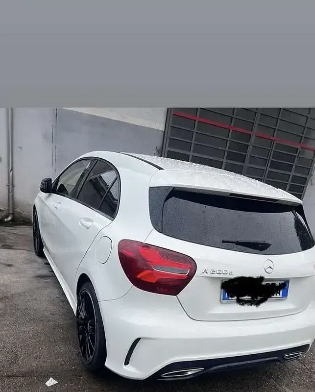 Usata Mercedes A200 136 CV (100 kW) 2016 Berlina