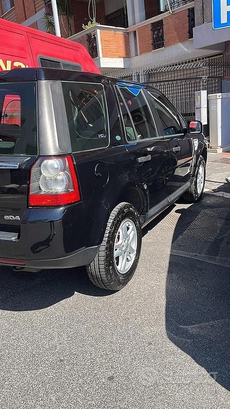 Usata Land Rover Freelander 2 S 150 CV (110 kW) 2011 Nero SUV