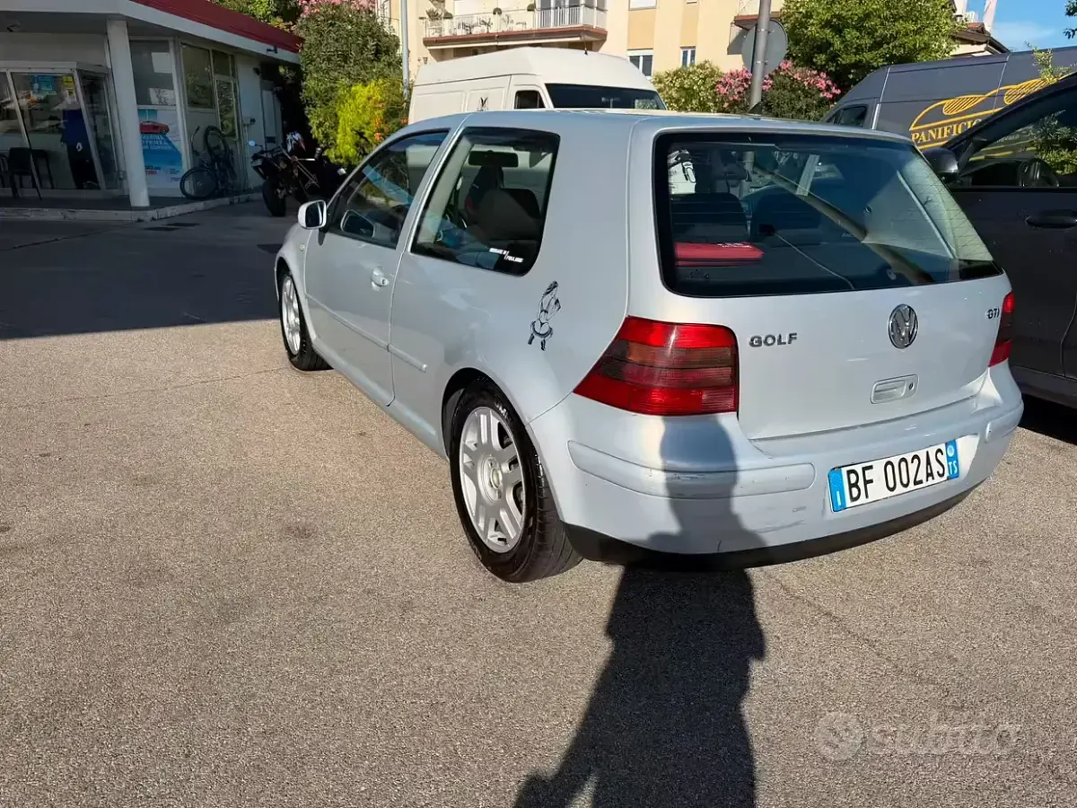Usata VW Golf III GTI 150 CV (110 kW) 1999 Grigio Berlina