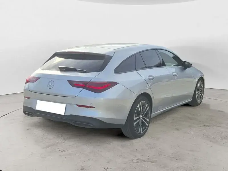 Usata Mercedes CLA200 Edition 150 CV (110 kW) 2024 Argento Coupé