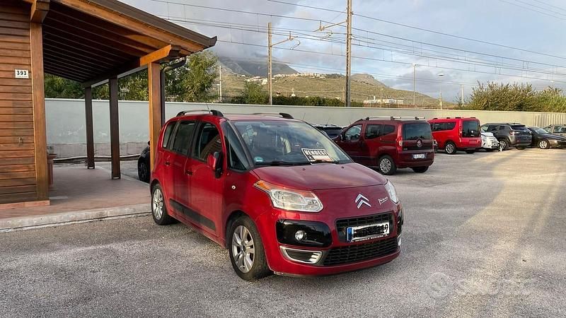 Rosso Usata 2011 Citroën C3 Monovolume | 3890 € (Buon prezzo) - Immagine 1/4