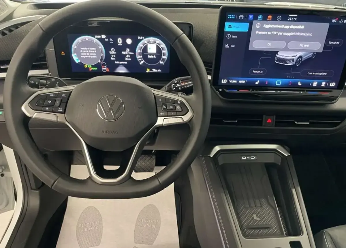 Nuova VW T-Roc Style 116 CV (85 kW) 2026 Pure white SUV