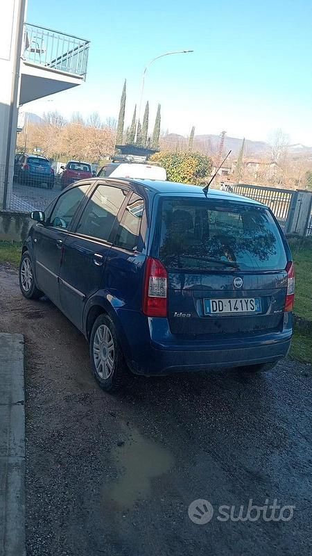 Usata Fiat Idea 95 CV (69 kW) 2007 Blu Monovolume