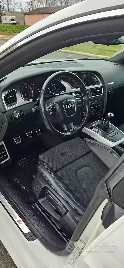 Usata Audi A5 S-Line 180 CV (132 kW) 2010 Bianco Coupé